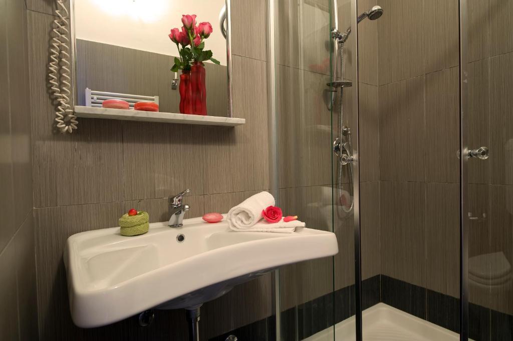 Hotel Sabatino Milan Room photo