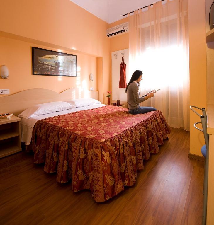 Hotel Sabatino Milan Room photo